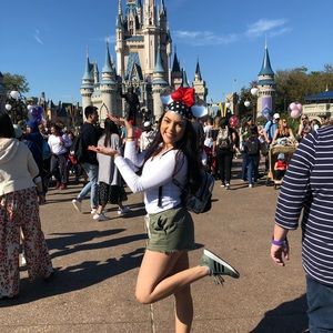 Meet your Posher, Genesis